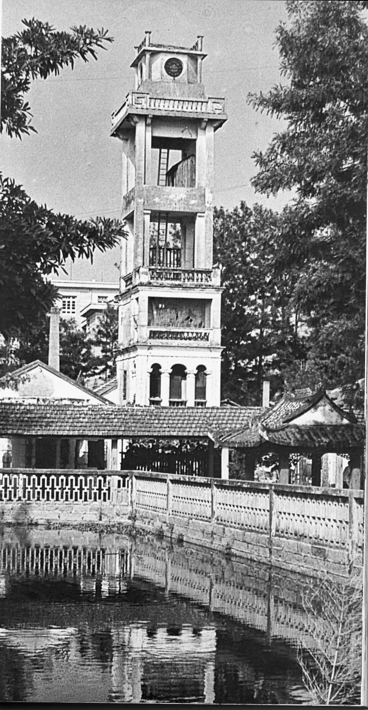 集美学校象征性建筑——钟楼
