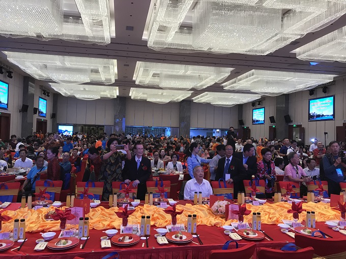 庆祝陈嘉庚创办集美中学100周年联欢会